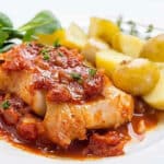 Filets de poisson à la sauce crémeuse à la tomate - Un plat délicieux et facile à préparer