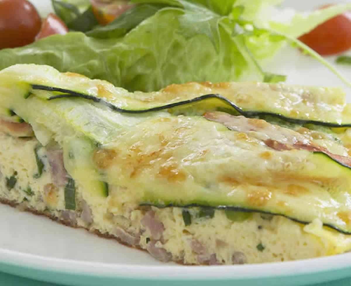 Flan de courgettes au jambon et à la mozzarella : Un plat succulent et réconfortant