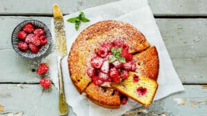 Gâteau au yaourt et aux framboises : Une expérience gustative exquise
