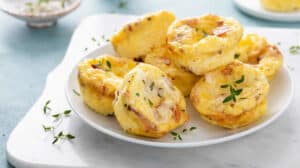 Muffins aux lardons et oignons : Une gâterie savoureuse à essayer