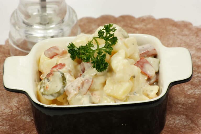 Salade Piémontaise Traditionnelle - Une explosion de saveurs du nord de l'Italie