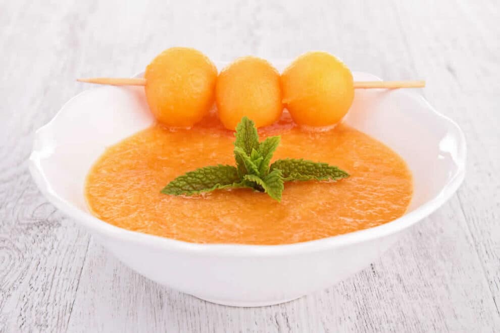 Soupe froide au melon : Une explosion de saveurs sucrées et fraîches