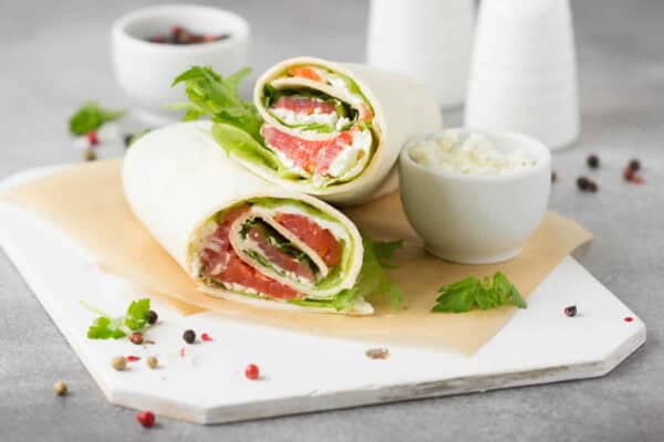 Wrap au saumon fumé : Un apéro frais et sain
