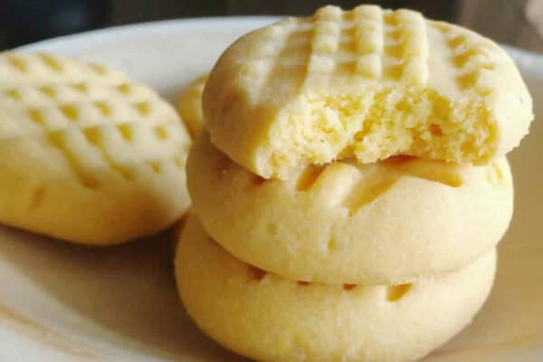 Biscuits au lait concentré sucré - Doux et croustillants