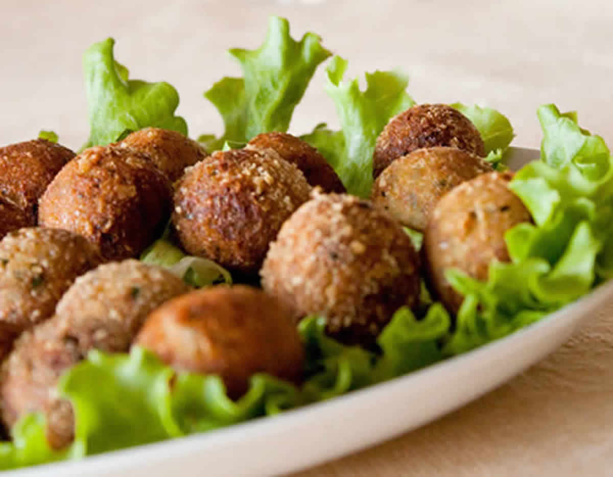 Boulettes d'aubergines au parmesan : Un apéro sublime et facile à réaliser