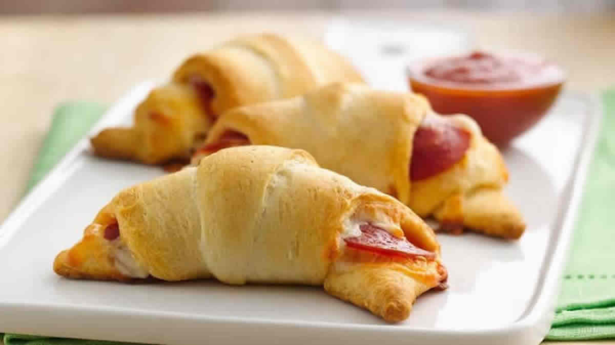 Croissants apéritif au lardon : Un délice en bouche pour des moments conviviaux