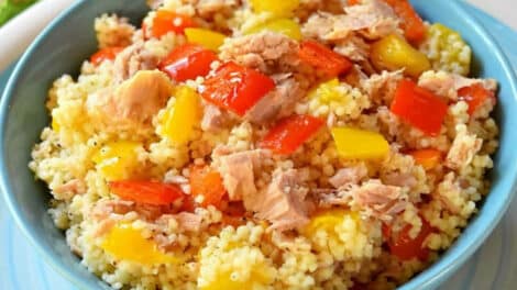 Salade de couscous au thon et aux poivrons : Une recette pleine de protéines et riche en saveurs