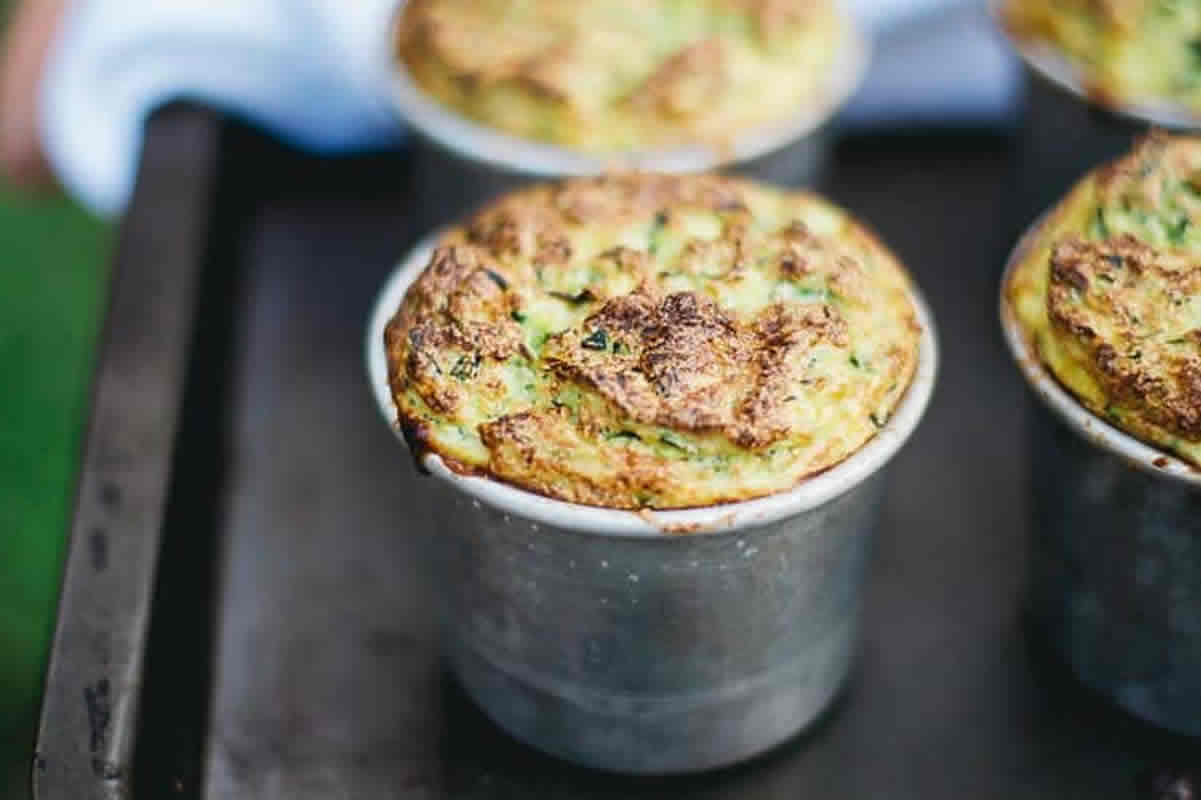 Soufflé léger au thon et aux courgettes - Une explosion de saveurs