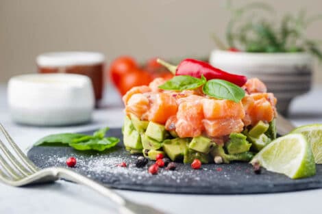 Tartare de saumon à l’avocat - Un délice frais et nutritif