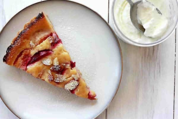 Tarte amandine aux prunes : Une délicieuse pâtisserie française