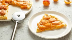 Tarte fine à l'abricot – Une recette estivale délicieuse et simple à préparer
