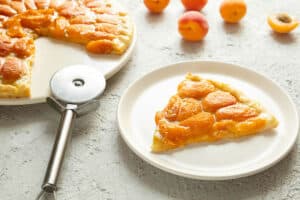 Tarte fine à l'abricot – Une recette estivale délicieuse et simple à préparer