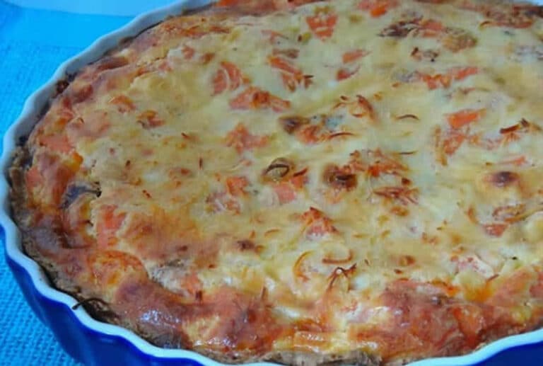Une variation délicieuse : Quiche sans pâte au saumon fumé et courgettes