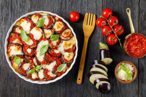 Aubergines et mozzarella à la sicilienne : Un plat simple et délicieux que tout le monde adorera