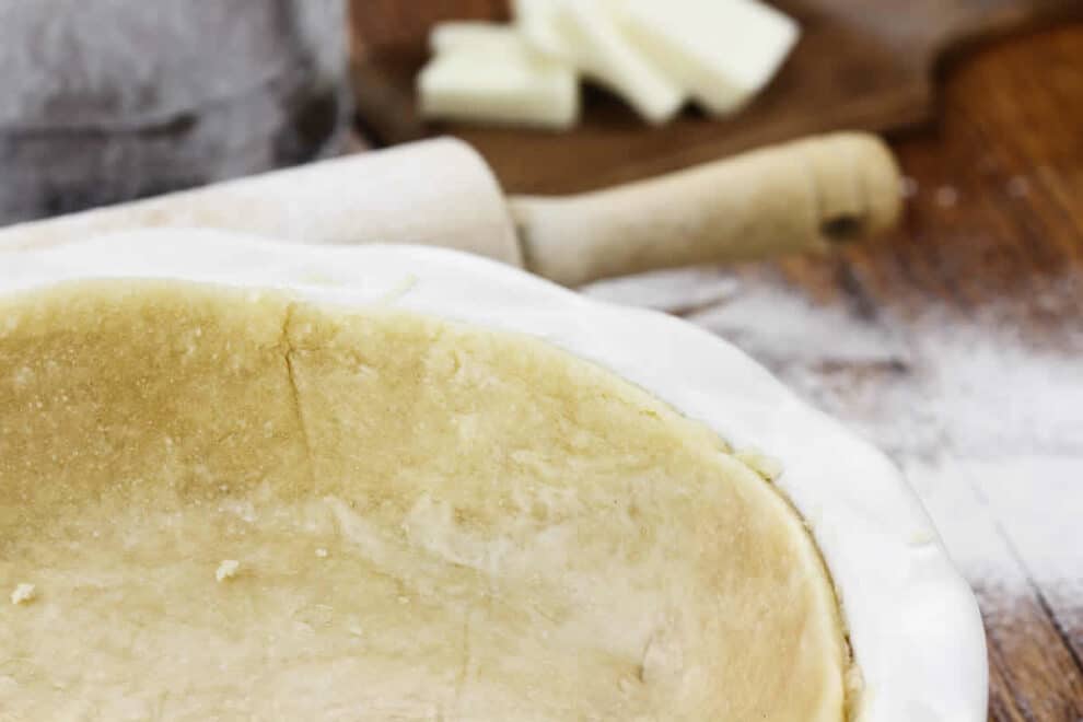 Pâte brisée légère au fromage blanc : La recette incontournable pour des tartes allégées