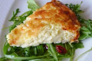 Quiche sans pâte au fromage : Délicieuse et gourmande