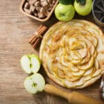 Délectez-vous avec Notre Tarte aux Pommes et Cannelle: Le Goût Authentique de l'Automne