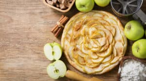 Délectez-vous avec Notre Tarte aux Pommes et Cannelle: Le Goût Authentique de l'Automne