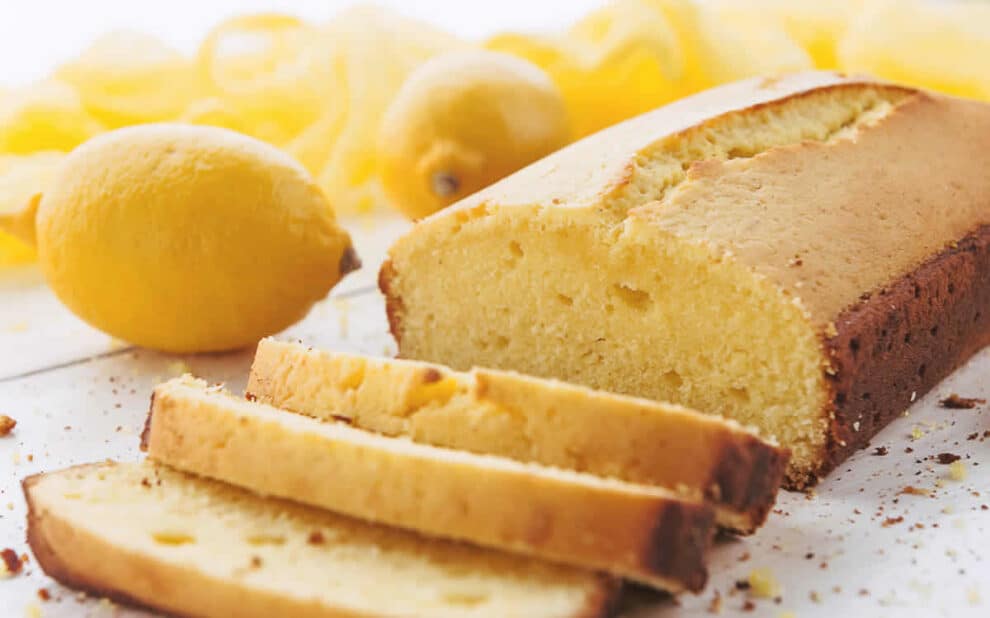 "Une explosion acidulée de légèreté" : Craquez pour le gâteau ultra léger au citron