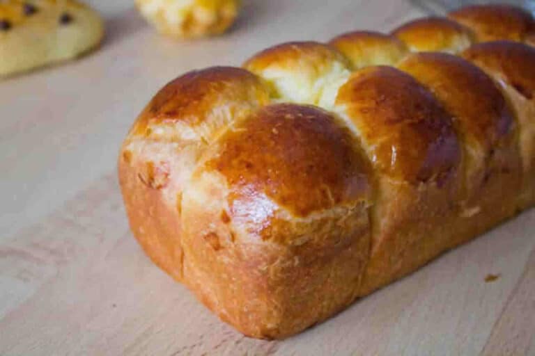 Brioche sans beurre aux petits suisses : La douceur légère qui enchante les matins
