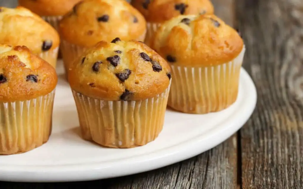 Muffins aux pépites de chocolat : Moelleux, gourmands et faciles à réaliser
