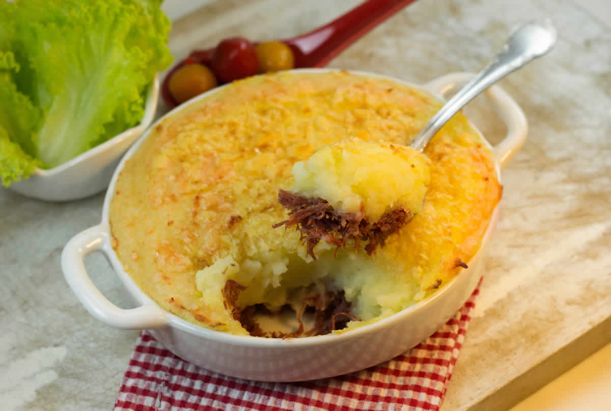 Parmentier de confit de canard : Le plat Français ultime pour réchauffer vos soirées