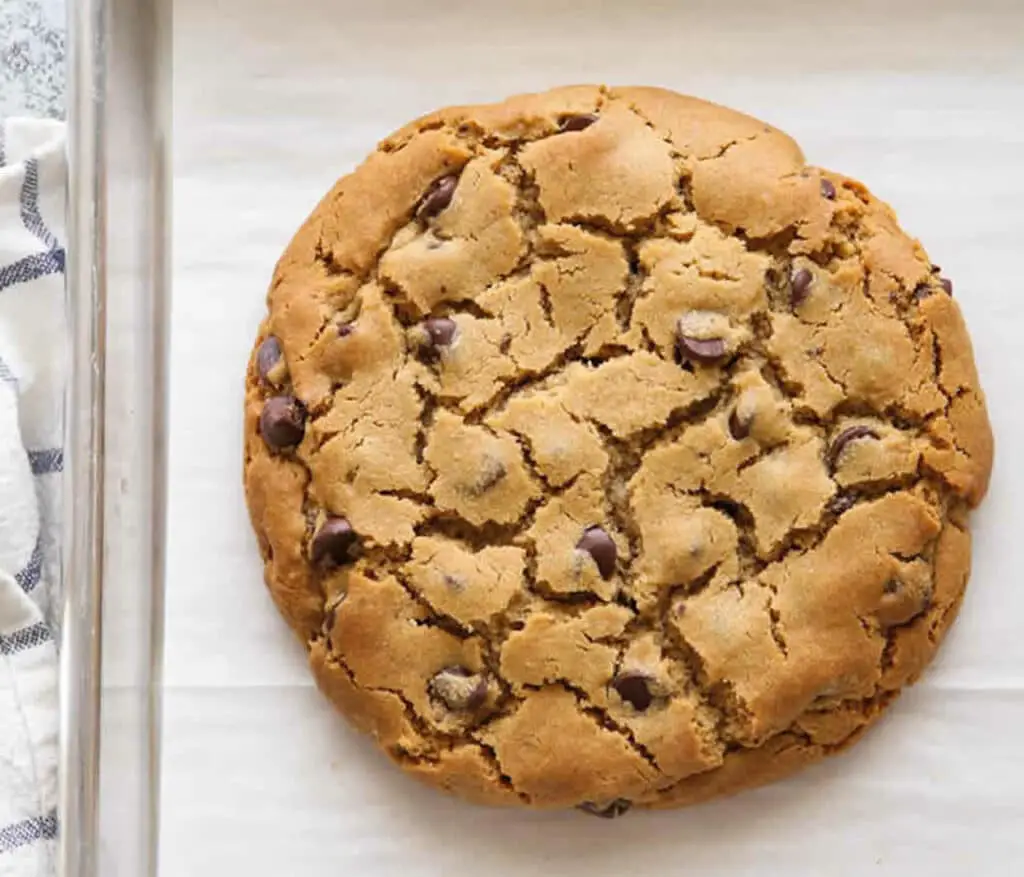 Prêt en 30 minutes, cookie géant croustillant et fondant