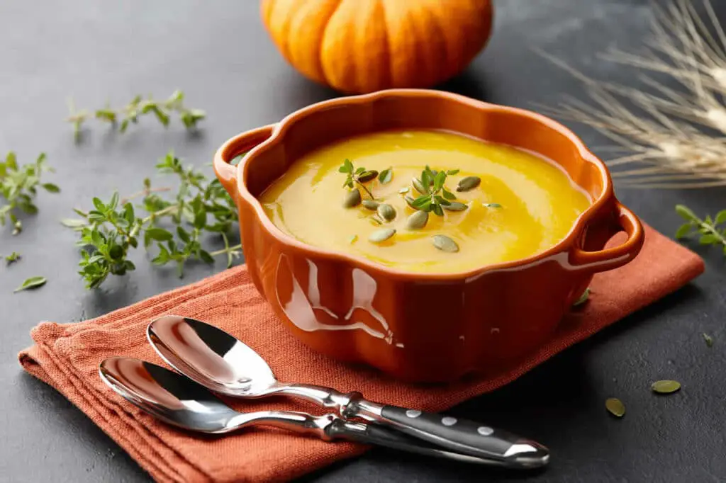 Soupe de potiron et de pommes de terre au Thermomix : La recette d'automne incontournable