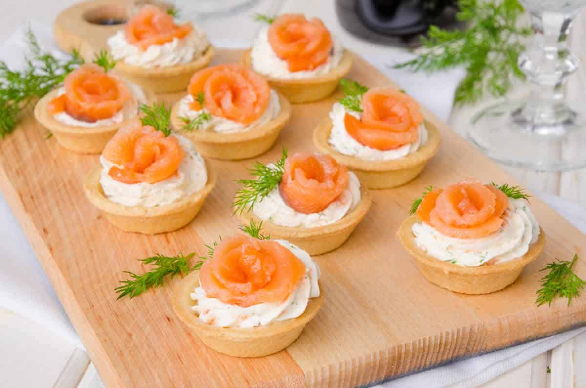 Tartelettes au saumon fumé et fromage Philadelphia : Une bouchée de Bonheur