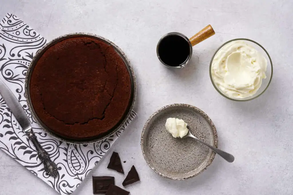 Un délice instantané : Gâteau au yaourt et au chocolat