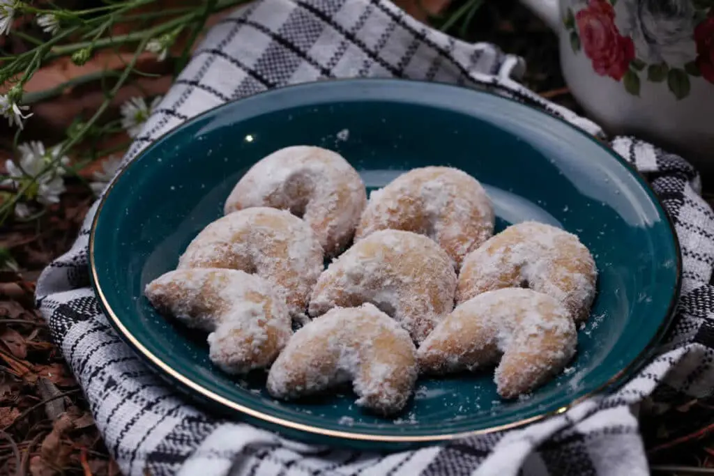 Biscuits de Noël aux noisettes (Nüsskipfel) : Fondants et croustillants