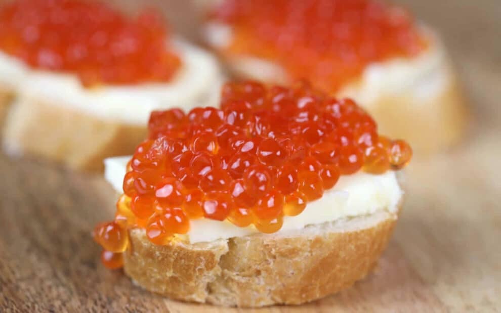 Canapés au caviar : Un apéritif délicieux et succulent