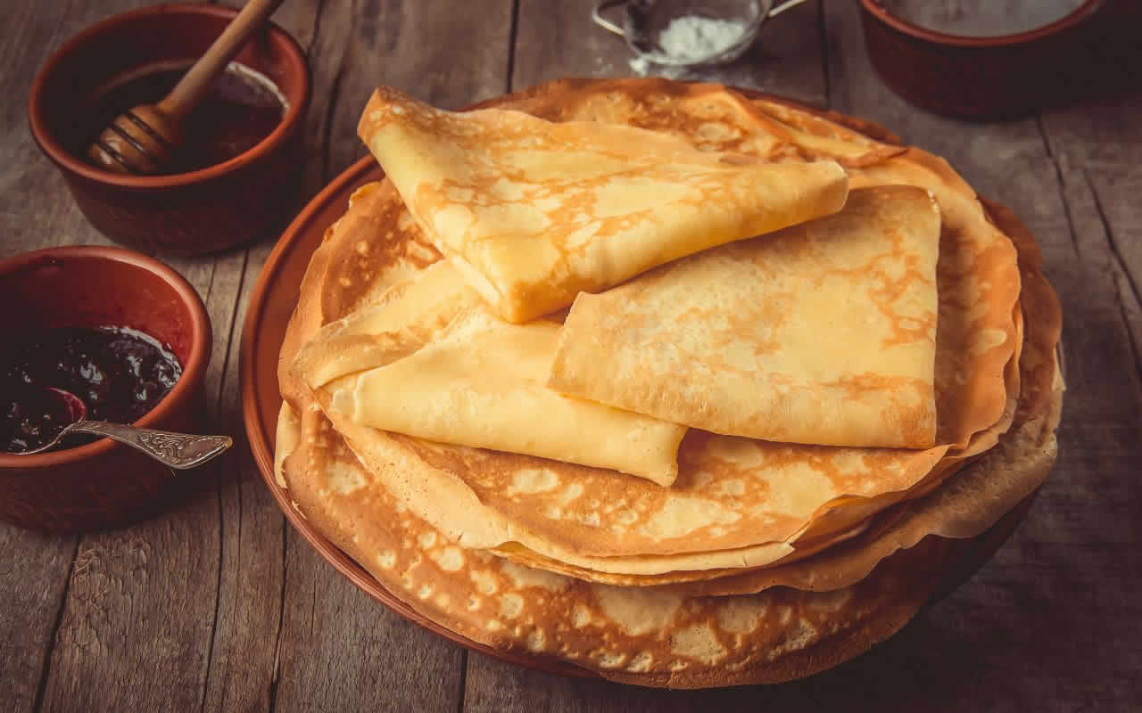 Crêpes légères et faciles : Recette sans levure pour une gourmandise inégalée