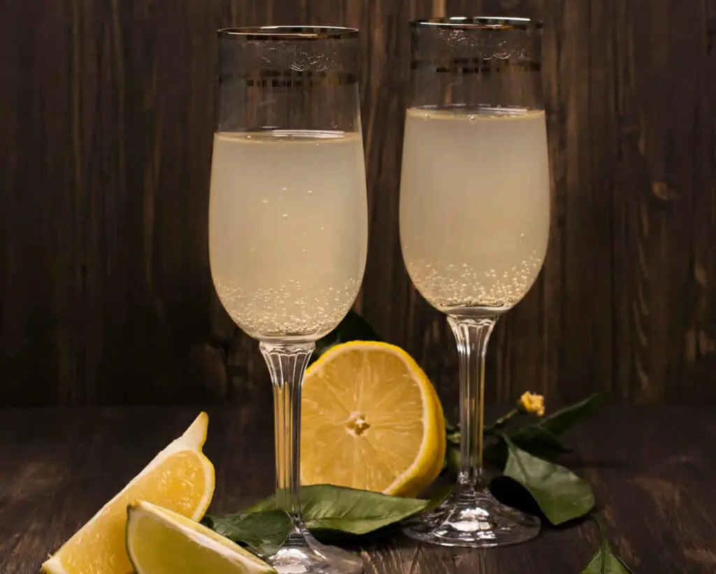 Éclat et pétillance : La soupe de Champagne, un cocktail festif