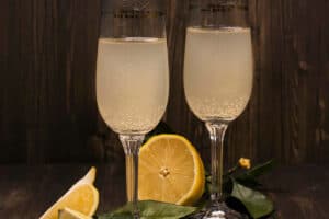 Éclat et pétillance : La soupe de Champagne, un cocktail festif