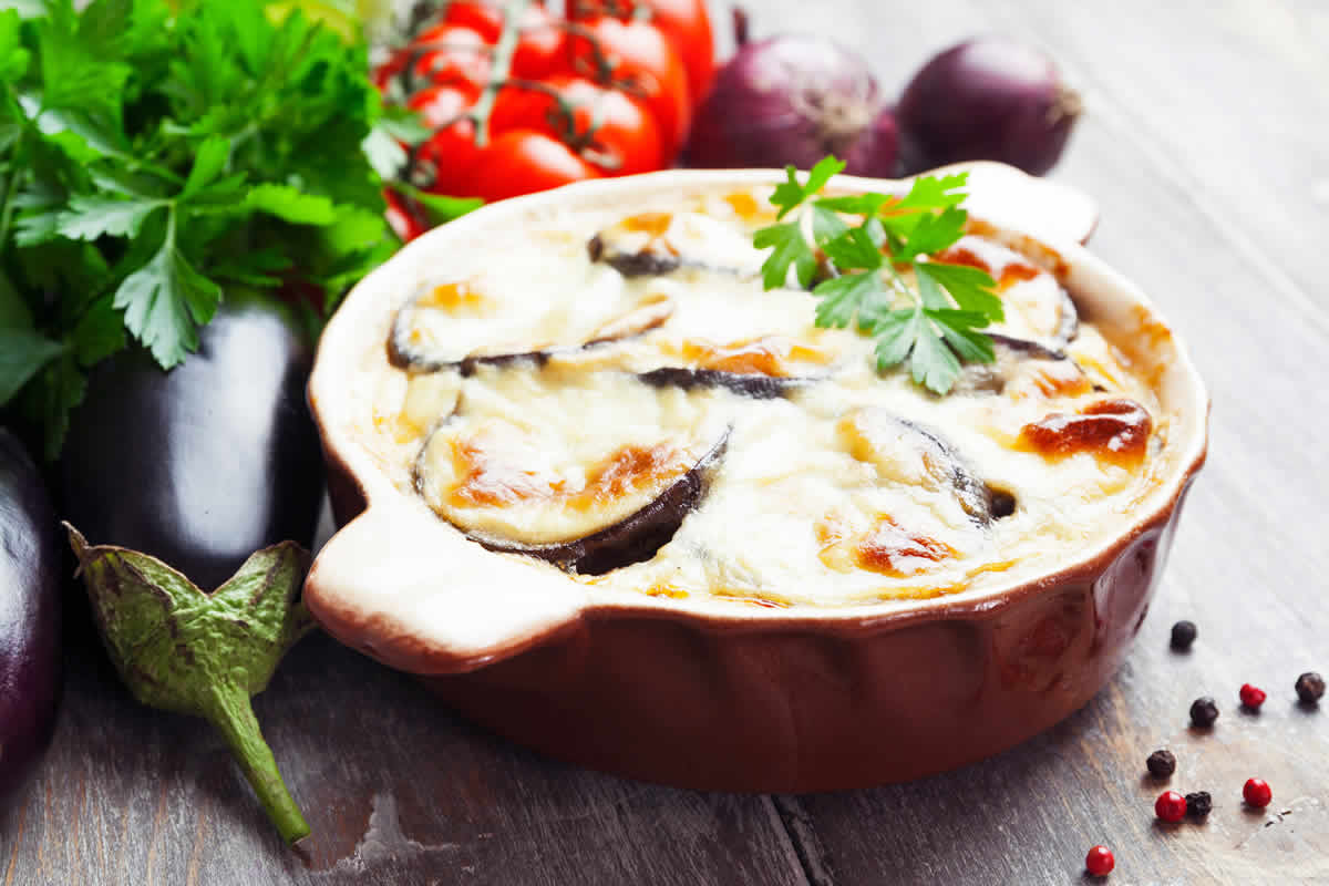 Gratin d'Aubergines à la Béchamel – L'Harmonie des Saveurs en Casserole