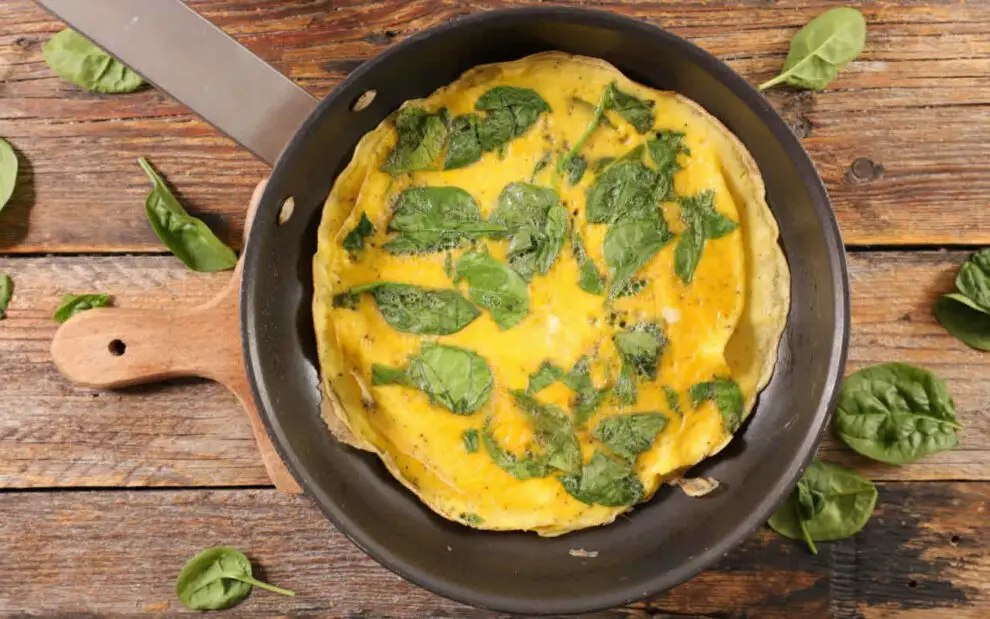 Omelette aux épinards : Un délice sain en quelques minutes