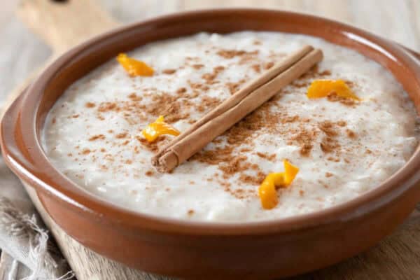 Riz au lait crémeux à l'ancienne : Une recette traditionnelle qui réchauffe le cœur