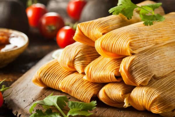Tamales au Poulet : Un mélange harmonieux de saveurs et de textures