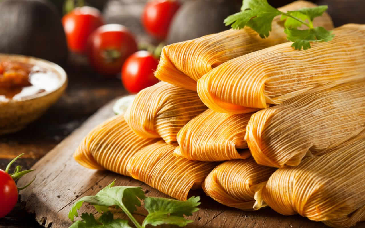 Tamales au Poulet : Un mélange harmonieux de saveurs et de textures