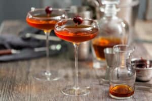 Cocktail Manhattan : Une symphonie de saveurs sophistiquées