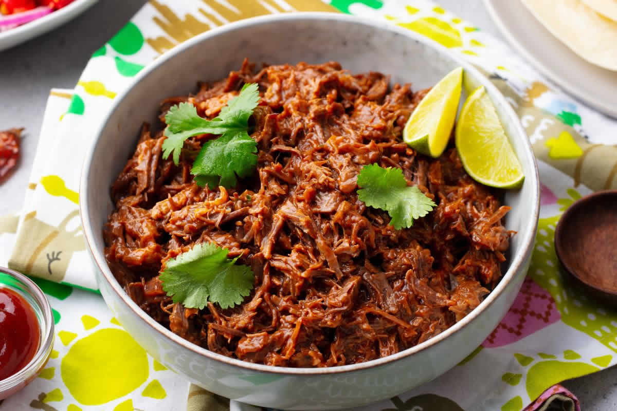 Effiloché de boeuf fondant: Un délice réconfortant