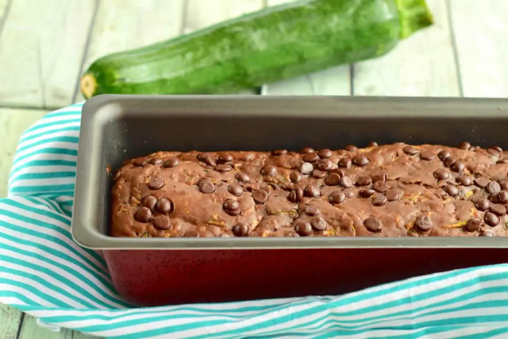 Savourez l'inattendu : Cake aux courgettes et chocolat