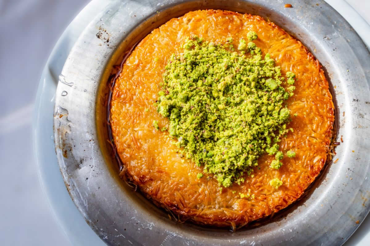 Découvrez le Künefe au fromage: Un délice oriental incomparable