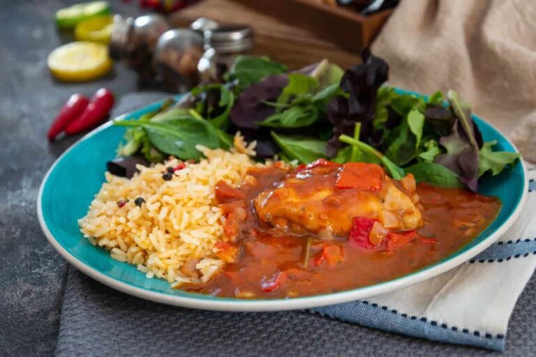 Poulet basquaise au chorizo: Un plat complet et nourrissant