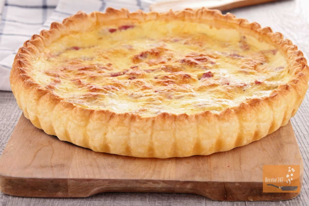 Quiche au thon gourmande: Une merveille en une bouchée