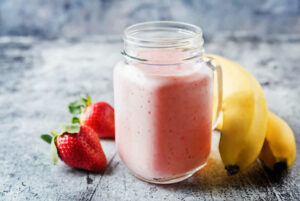 Smoothie fraise et banane: Une douceur nutritive à savourer