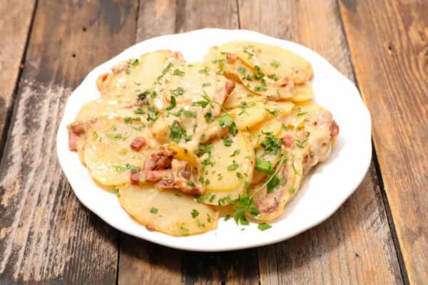 Truffade Traditionnelle Auvergnate: Un délice régional réconfortant