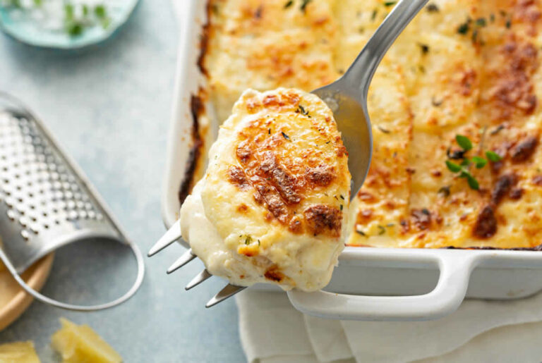 Comment faire un gratin dauphinois crémeux?