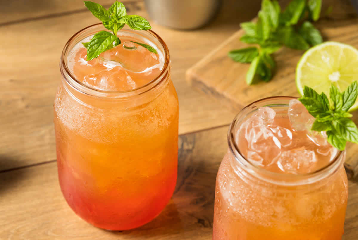 Évasion Tropicale : Le Punch Planteur Authentique qui Ensoleillera vos Soirées